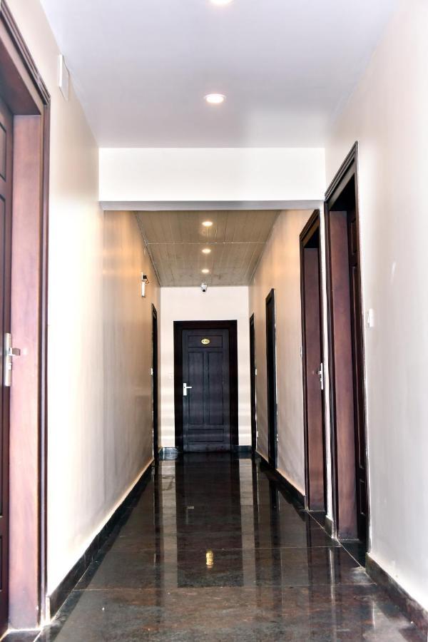 Hotel Coorg Palace Madikeri Extérieur photo
