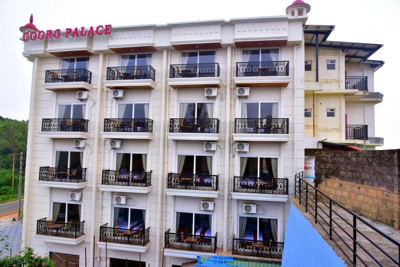 Hotel Coorg Palace Madikeri Extérieur photo