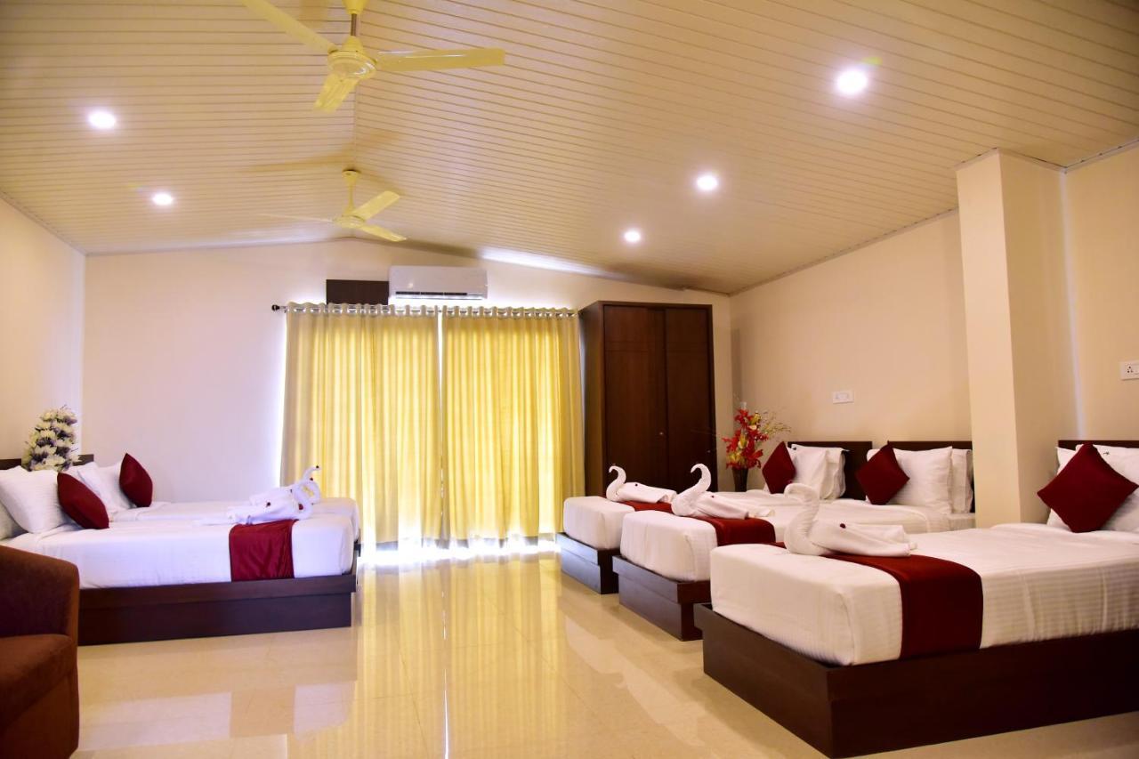 Hotel Coorg Palace Madikeri Extérieur photo
